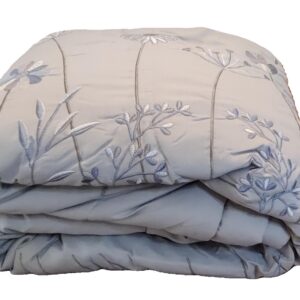 AC Comforter (Reversible) with beautiful Embroidery