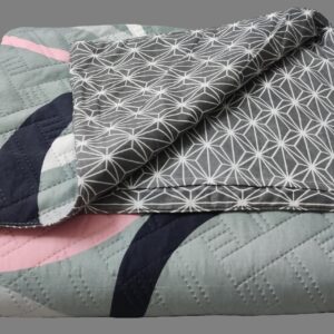 Quilted Bed Cover with Pillow Covers