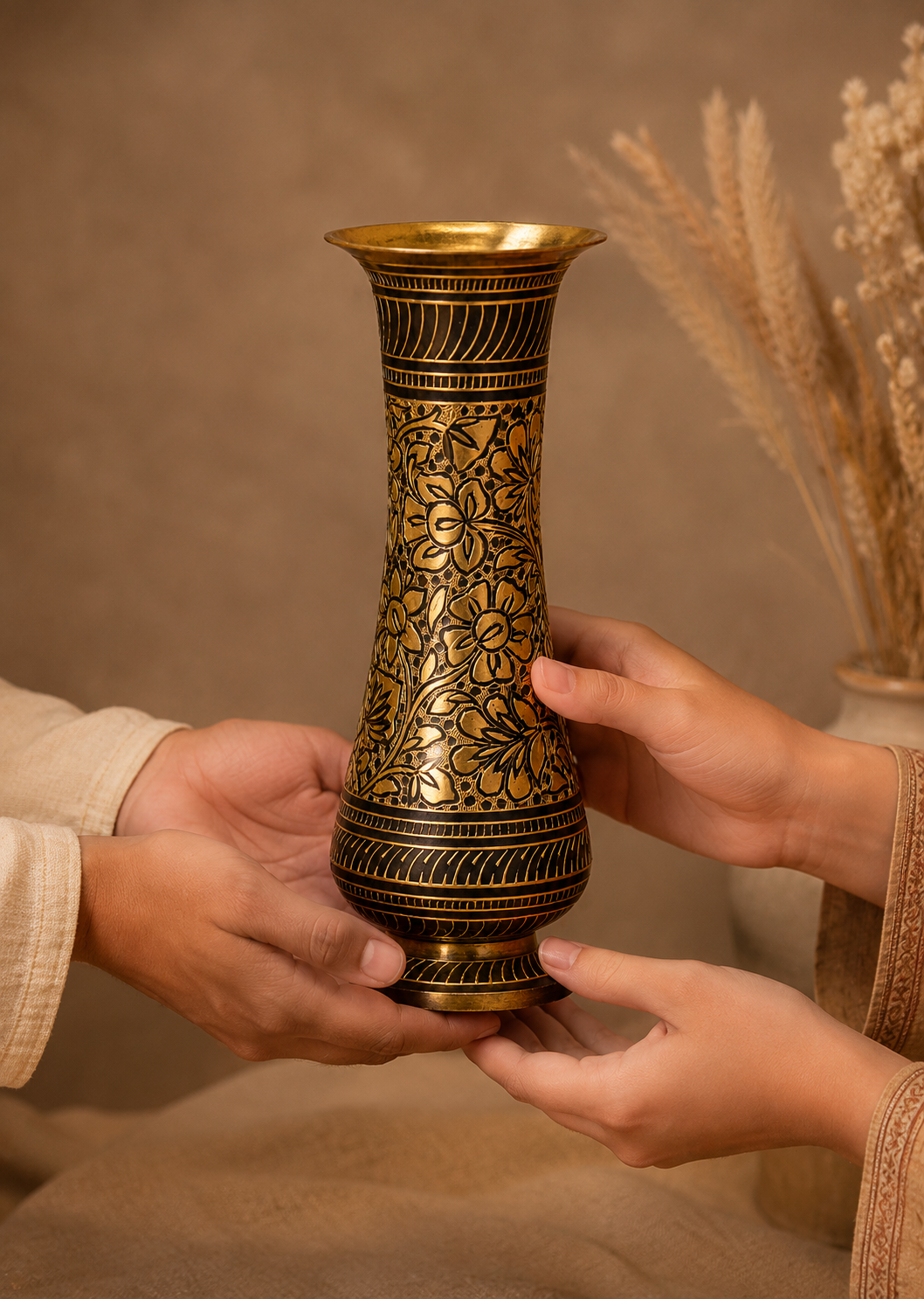 Flower Vase - Black